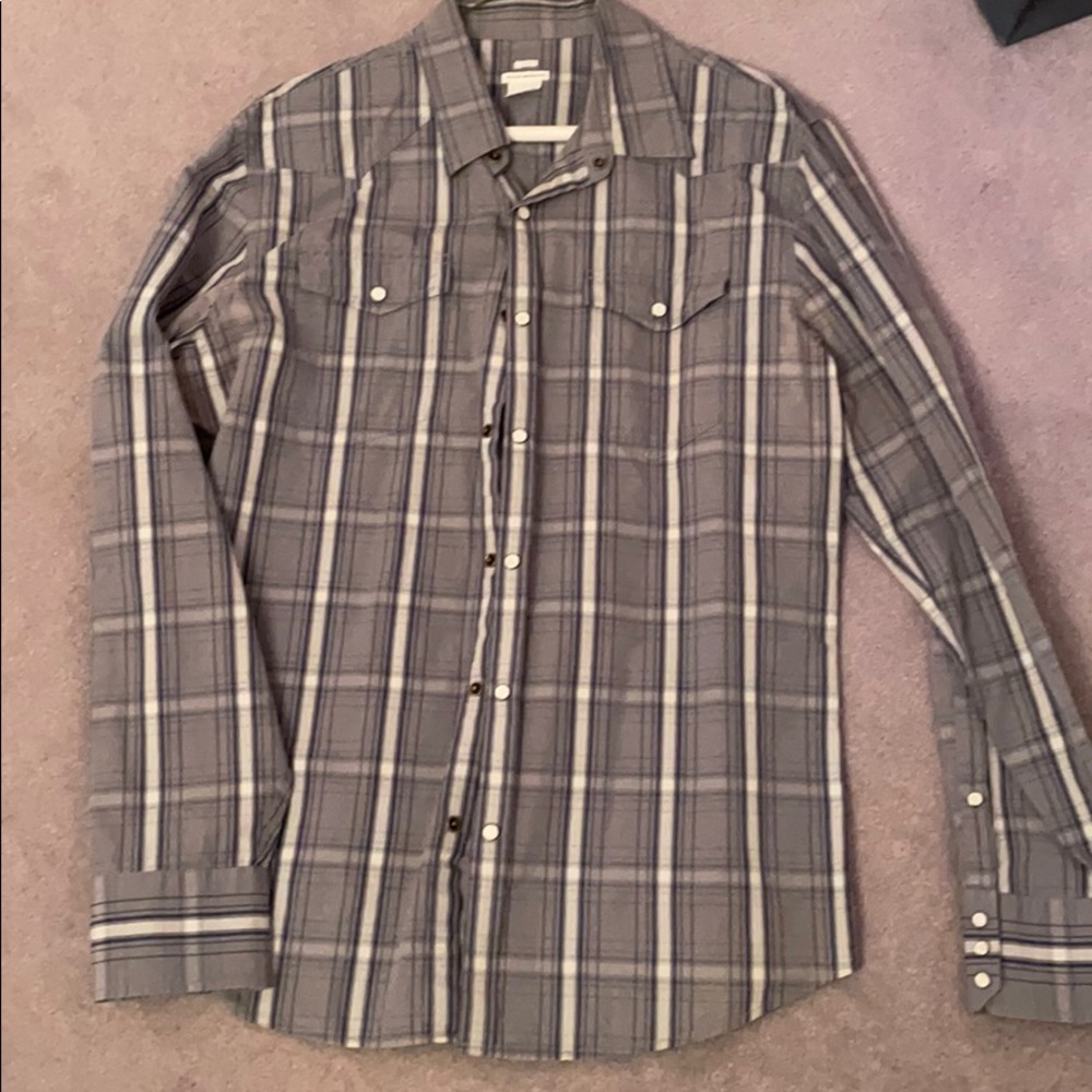 Club Monaco men’s snap button long sleeve shirt